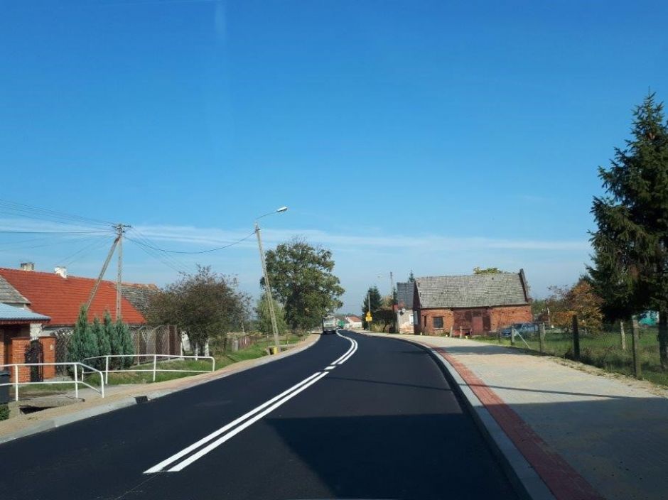 Zdjęcie rozbudowa drogi woj. nr 297 w m. Wrociszów