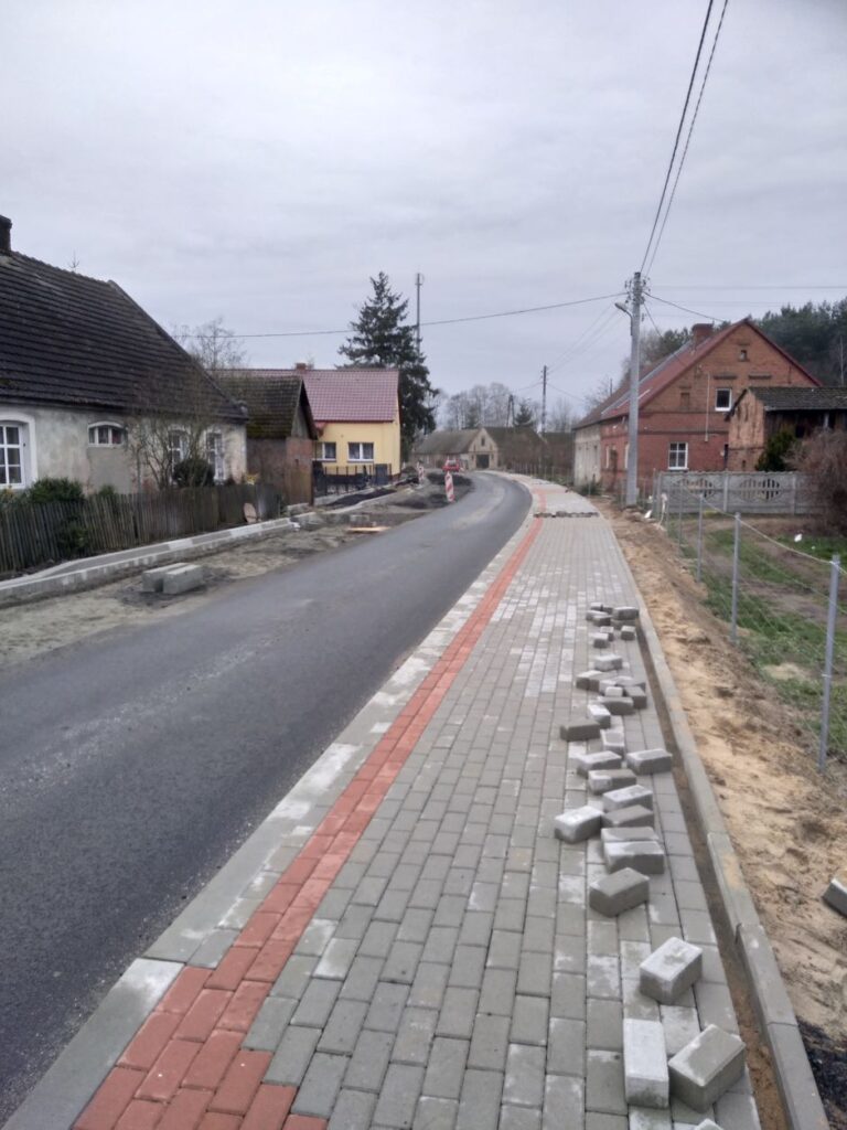 Zdjęcie rozbudowa drogi woj. nr 276 m. Sycowice