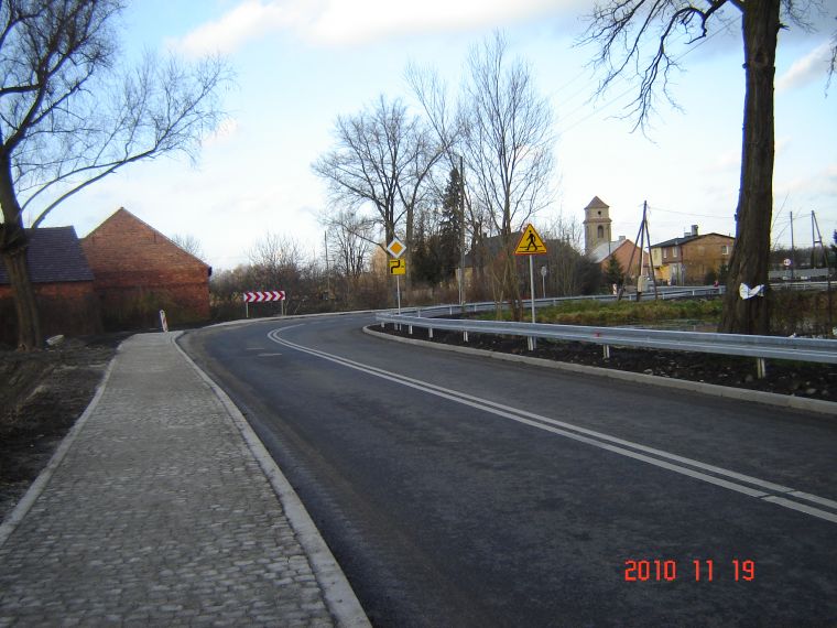 Zdjęcie: Przebudowa i rozbudowa drogi wojewódzkiej nr 296 na odcinku Kożuchów – Żagań w m. Stypułów